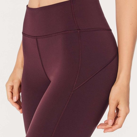 Lululemon In Movement Crop Everlux 19" Burgundy - Picture 5 of 8
